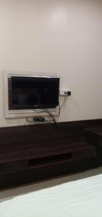 Jaya Palace Hotel By Wb Inn Dhaulpur Kültér fotó